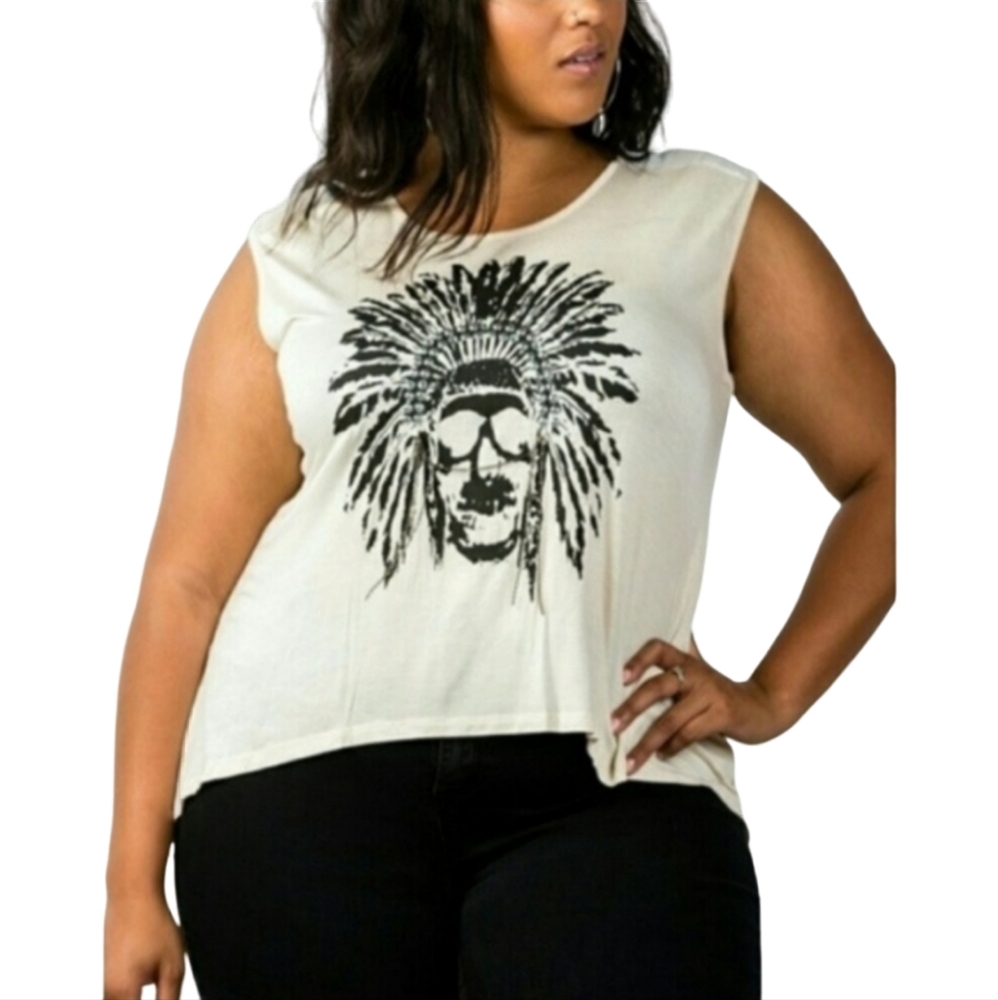 NWT Women's Cream Indian Chief T-shirt